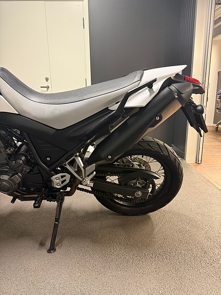 Yamaha XT660R 3 of 5