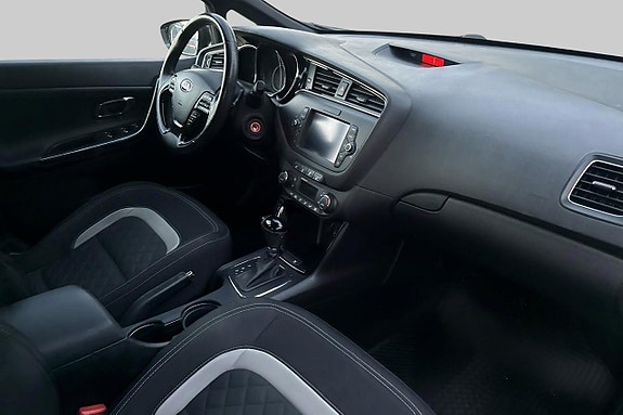 Kia Ceed 14 of 23