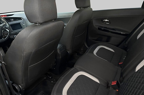 Kia Ceed 7 of 23