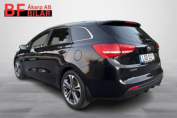 Kia Ceed 5 of 23