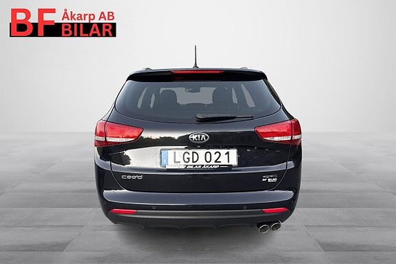 Kia Ceed 9 of 23
