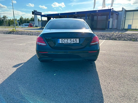 Mercedes-Benz E220 d 6 of 8