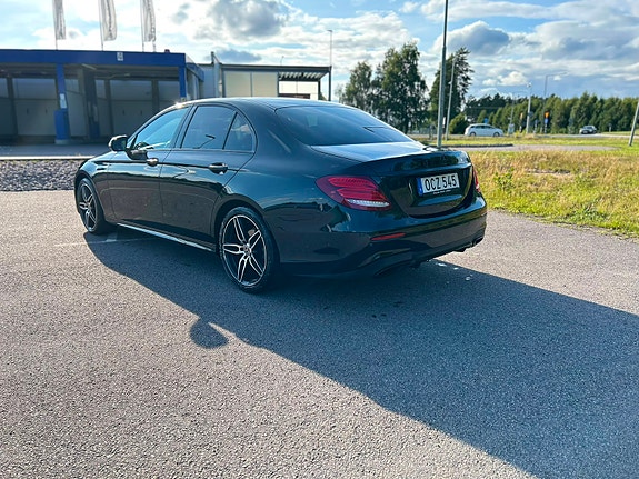 Mercedes-Benz E220 d 7 of 8
