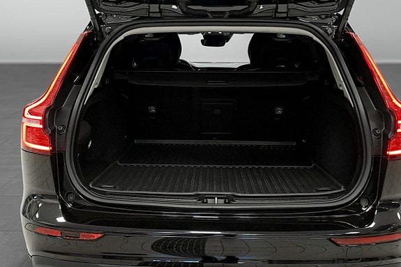Volvo V60 Cross Country 9 of 9