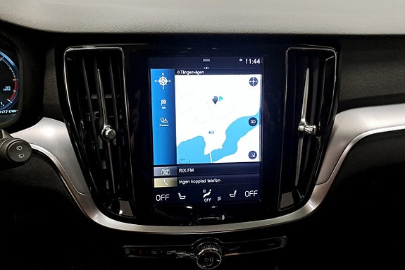 Volvo V60 Cross Country 6 of 9
