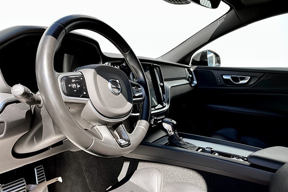 Volvo V60 5 of 9