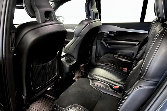 Volvo XC90 8 of 9