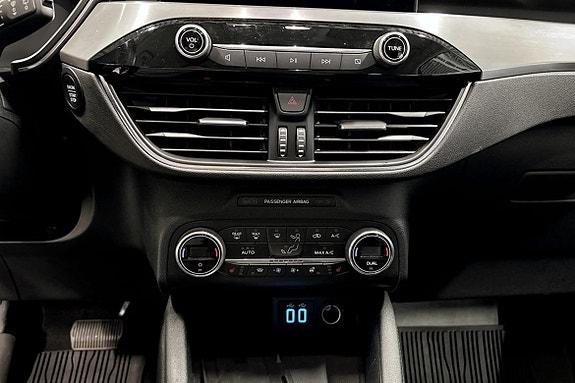 Ford Kuga 6 of 9