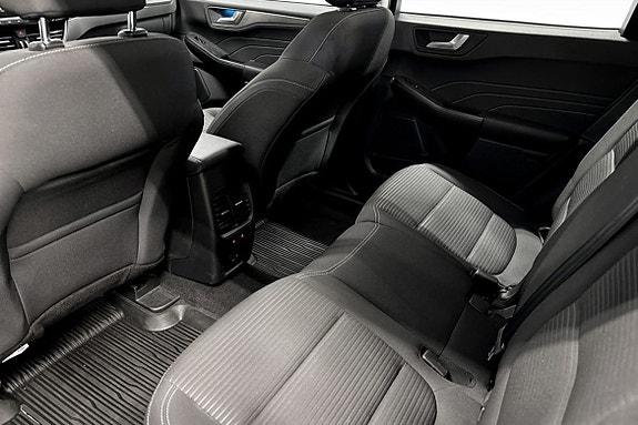 Ford Kuga 8 of 9