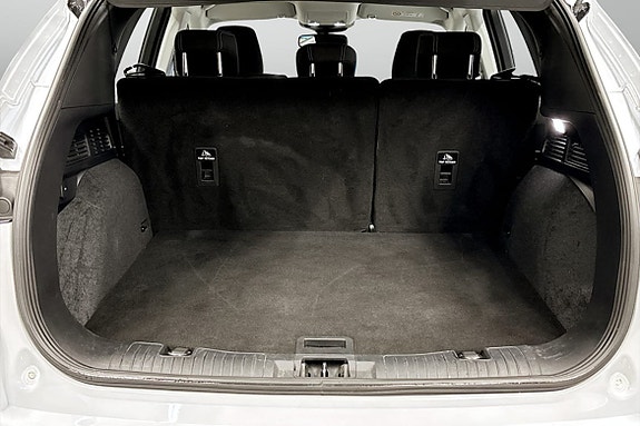 Ford Kuga 9 of 9