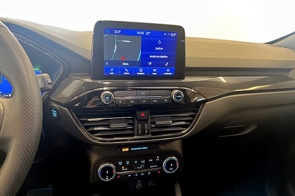 Ford Kuga 6 of 9