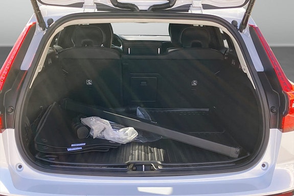 Volvo V60 11 of 11