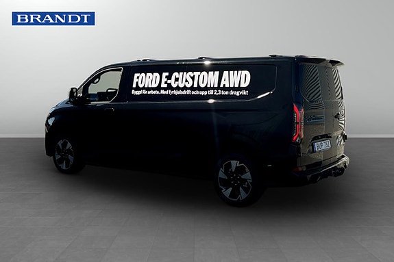 Ford Transit Custom 2 of 7