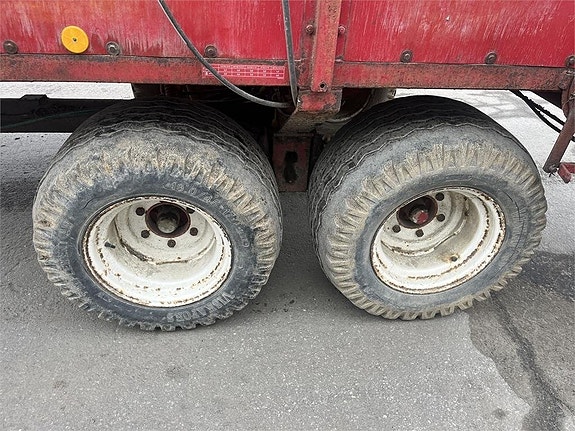 JF ST 70H KOMBIVAGN HYDR BAKLÄM 6 of 7