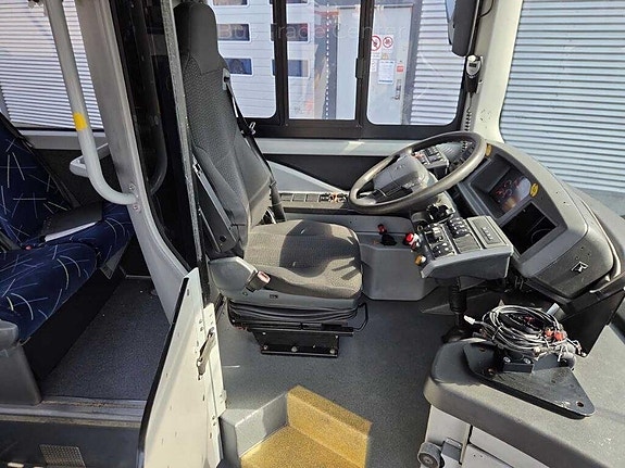 Volvo 8909 B9 RLE / 8900 // 2 units 8 of 9