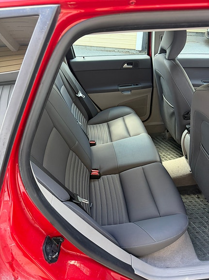 Volvo V50 6 of 13