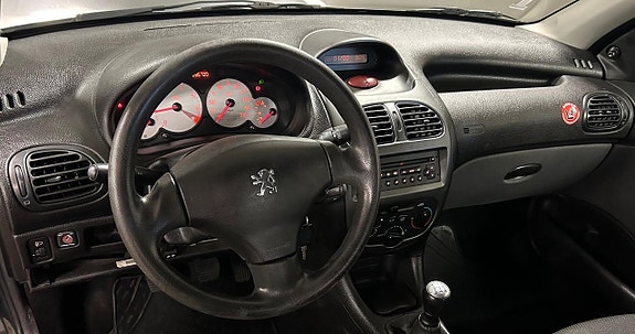 Peugeot 206 9 of 14