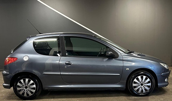 Peugeot 206 5 of 14