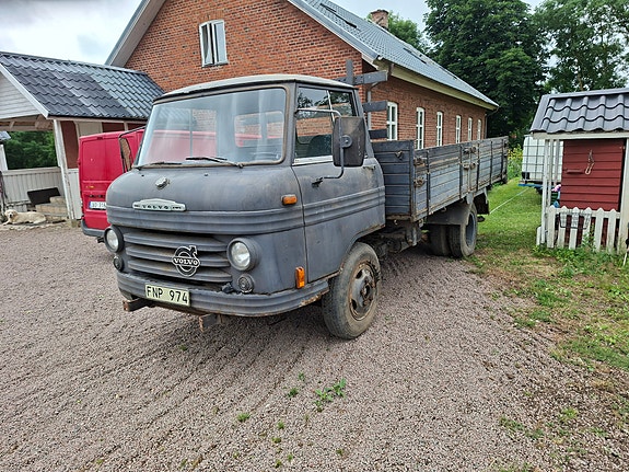 Volvo F82 3 of 4