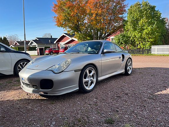 Porsche 911 Turbo 6 of 16