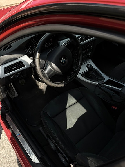 BMW 320d 6 of 8