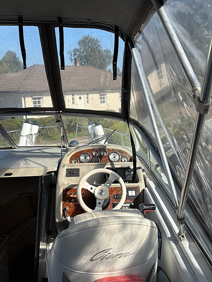 Bayliner 2655 Ciera 6 of 11