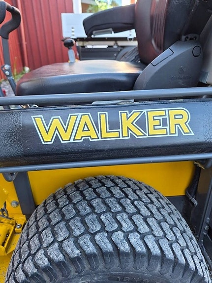 Walker D21 d 17 of 19