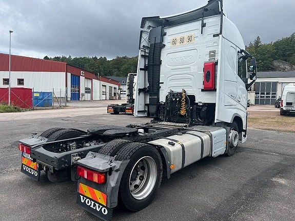 Volvo FH500 Mega Glob 3 of 7