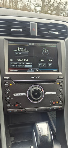 Ford Mondeo 20 of 21