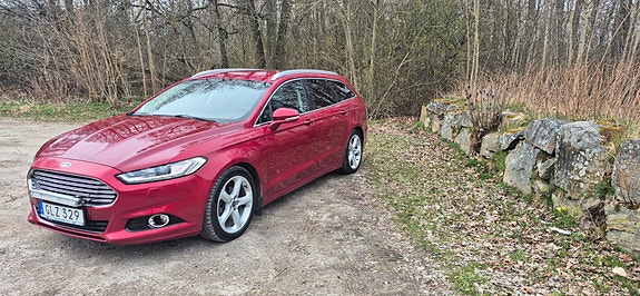Ford Mondeo 2 of 21