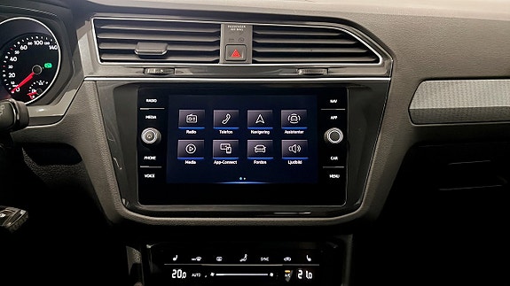 Volkswagen Tiguan 9 of 22