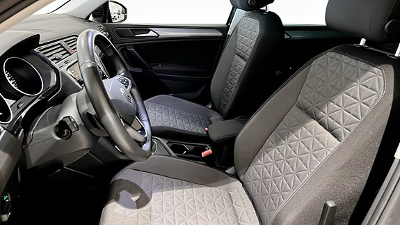 Volkswagen Tiguan 8 of 22