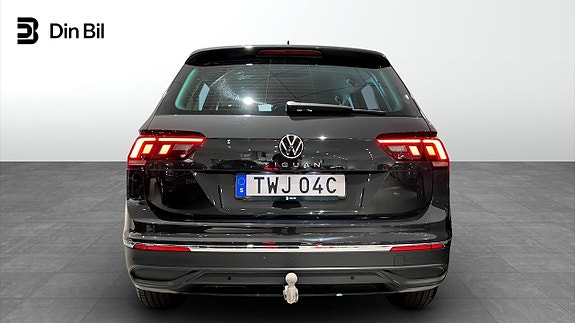 Volkswagen Tiguan 5 of 22