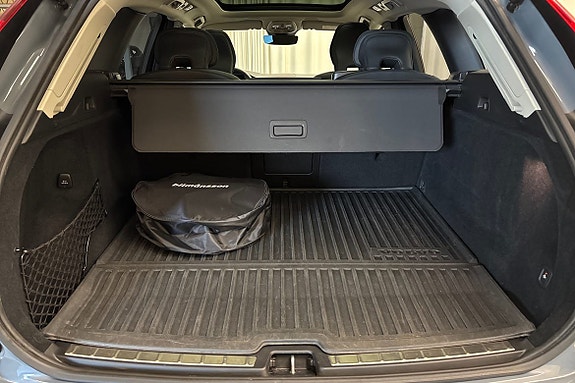 Volvo XC60 13 of 21