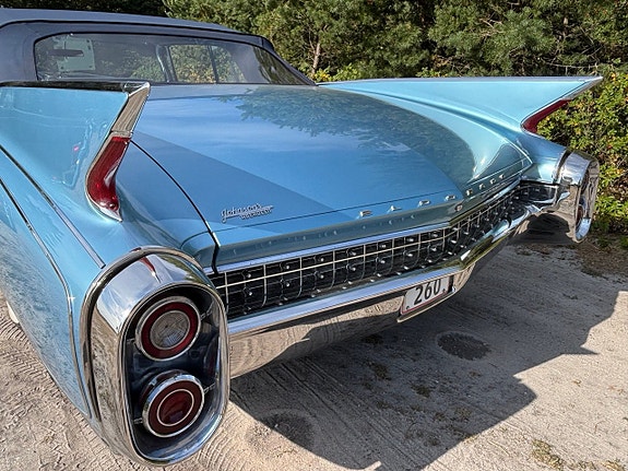 Cadillac Eldorado 5 of 17