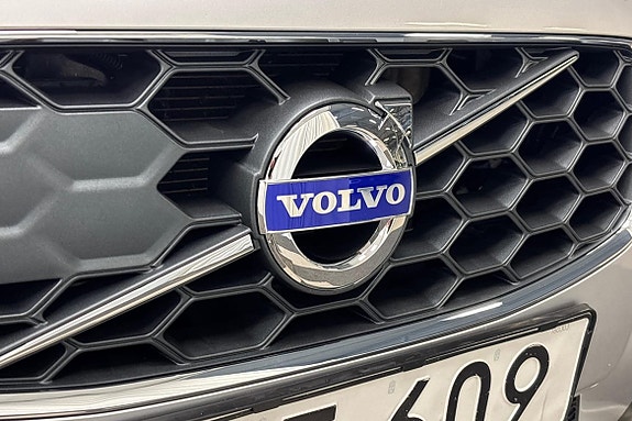 Volvo XC70 22 of 23
