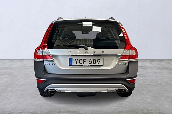 Volvo XC70 5 of 23
