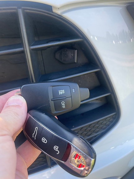 Porsche Macan 12 of 12