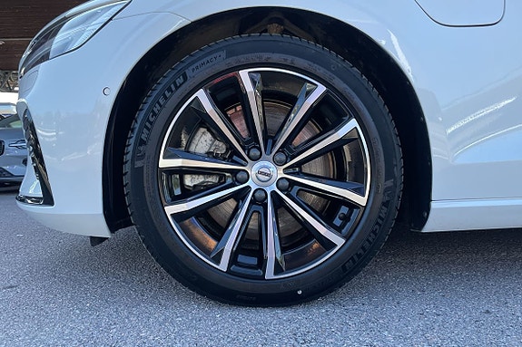 Volvo V60 14 of 14