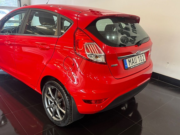 Ford Fiesta 3 of 7