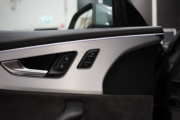 Audi Q8 14 of 30