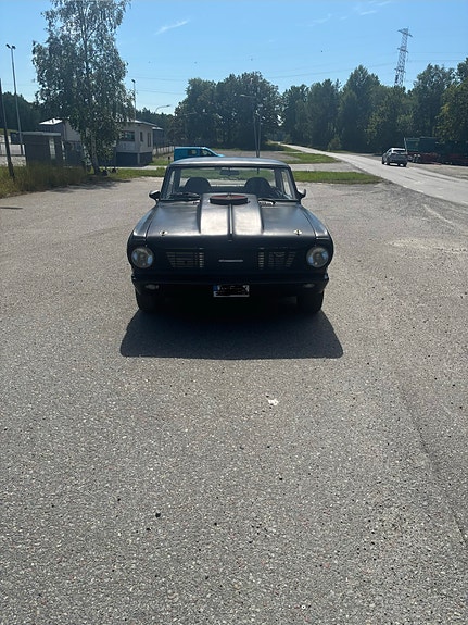 Chevrolet Nova 3 of 5