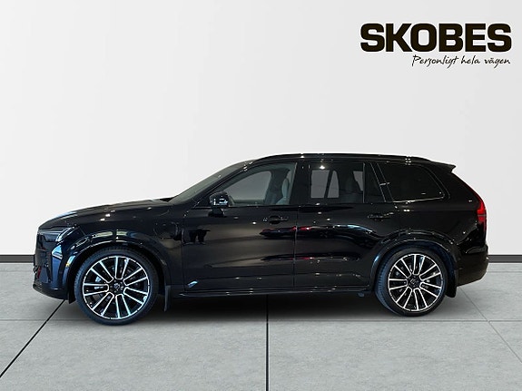 Volvo XC90 5 of 21