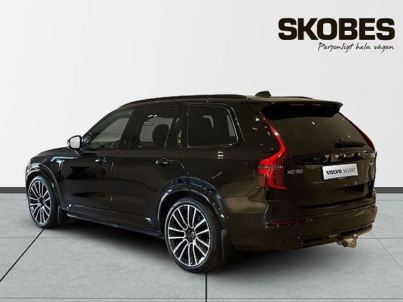 Volvo XC90 6 of 21