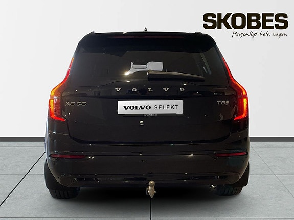Volvo XC90 7 of 21