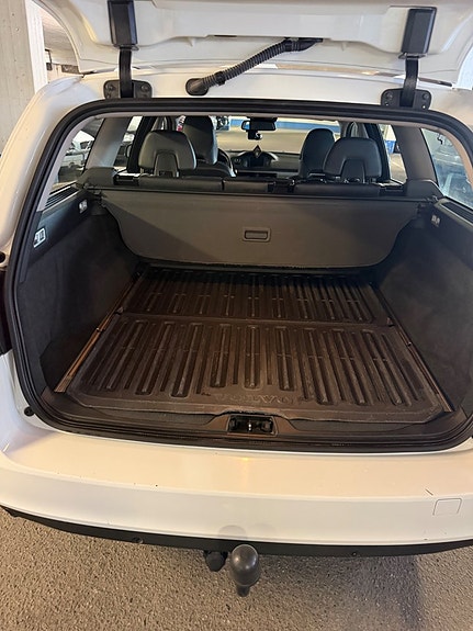 Volvo V70 9 of 17