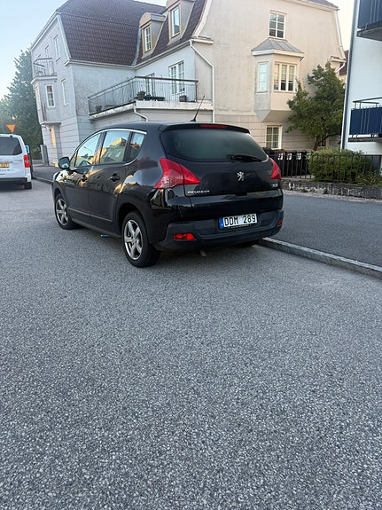 Peugeot 3008 4 of 4