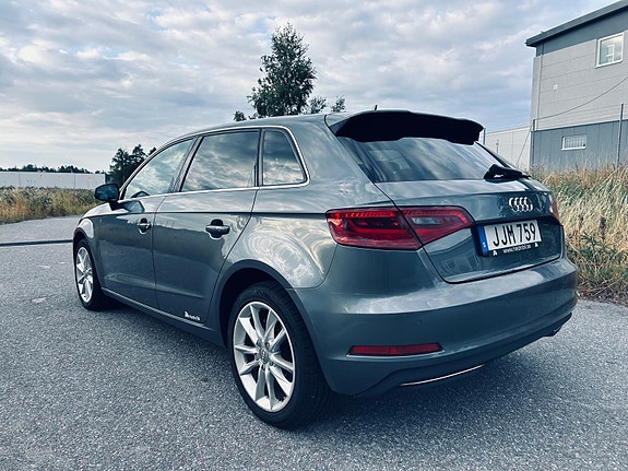 Audi A3 5 of 14