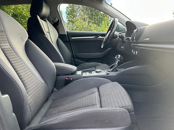 Audi A3 7 of 14