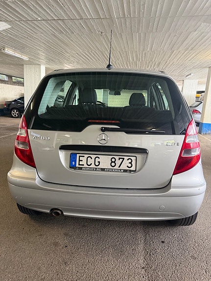 Mercedes-Benz A180 8 of 19